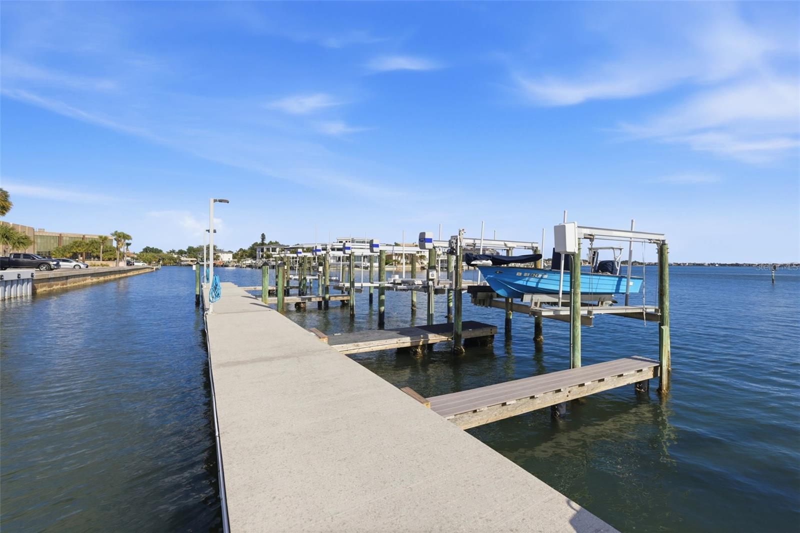 5700 MARINER ST #801E