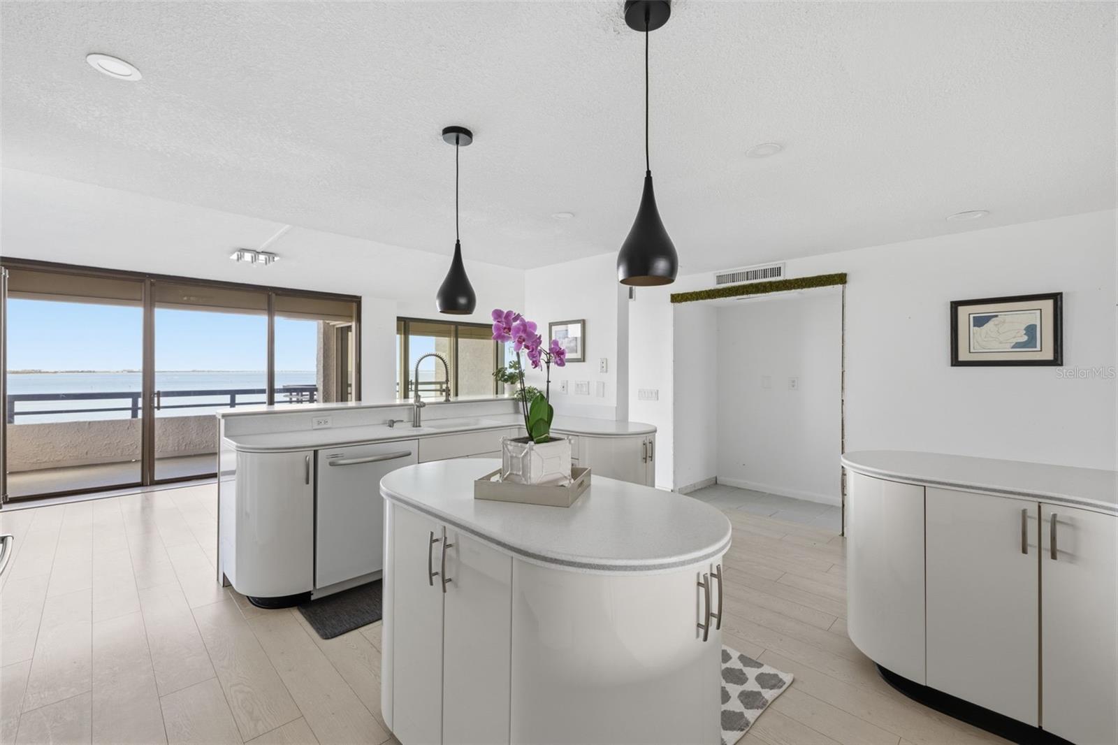 5700 MARINER ST #801E