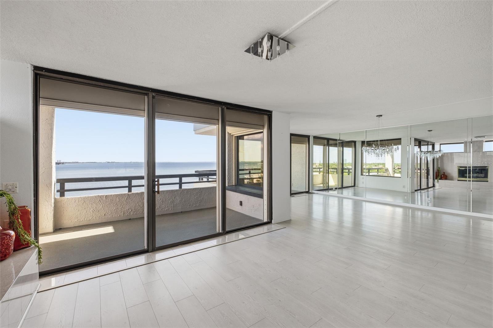 5700 MARINER ST #801E