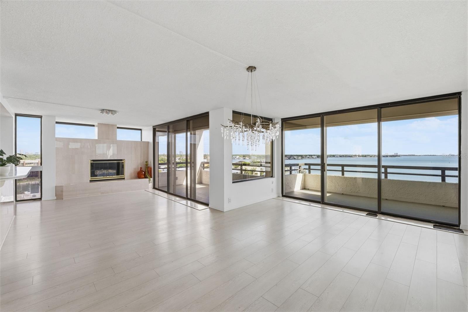 5700 MARINER ST #801E