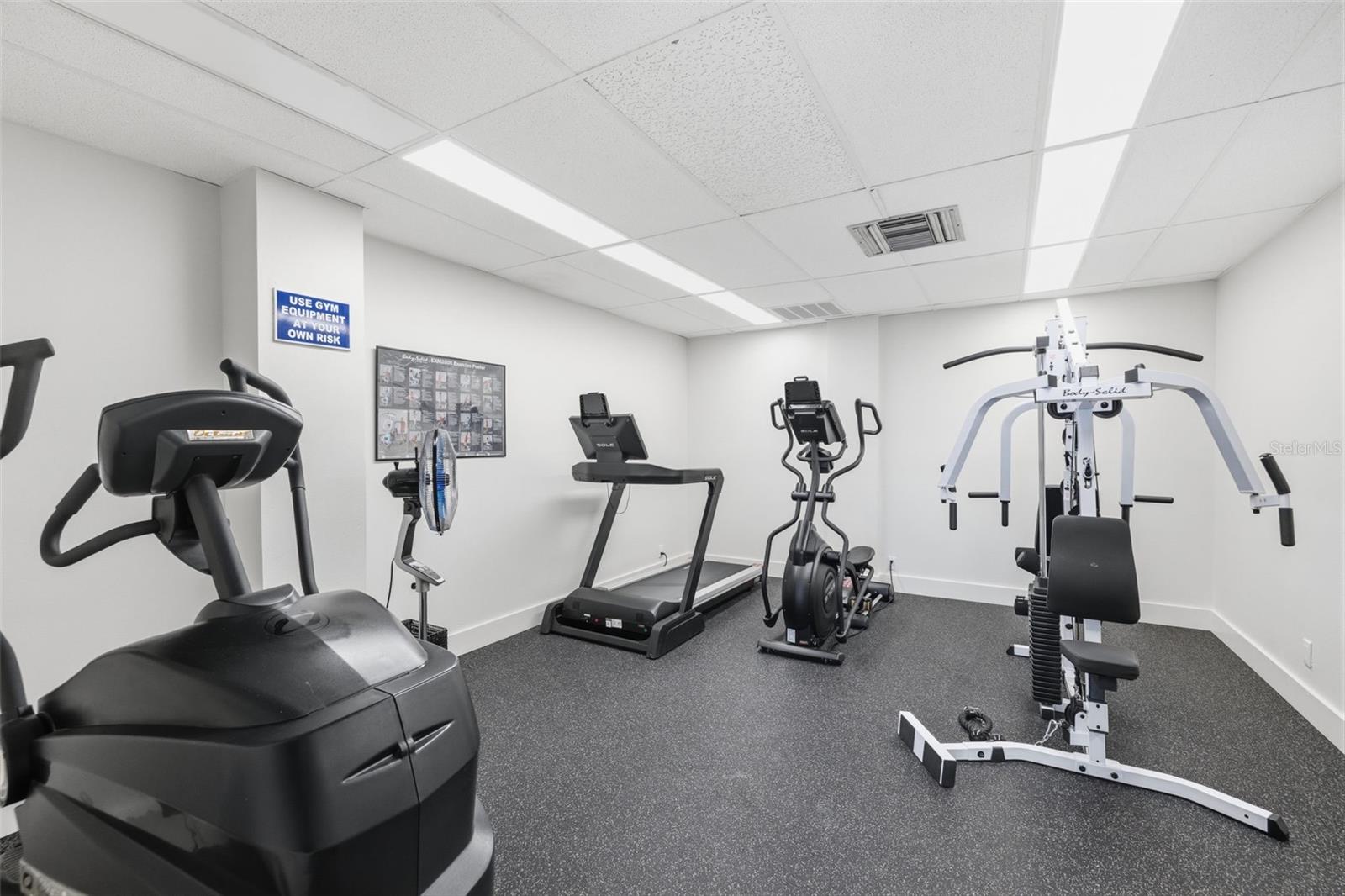 5700 MARINER ST #801E