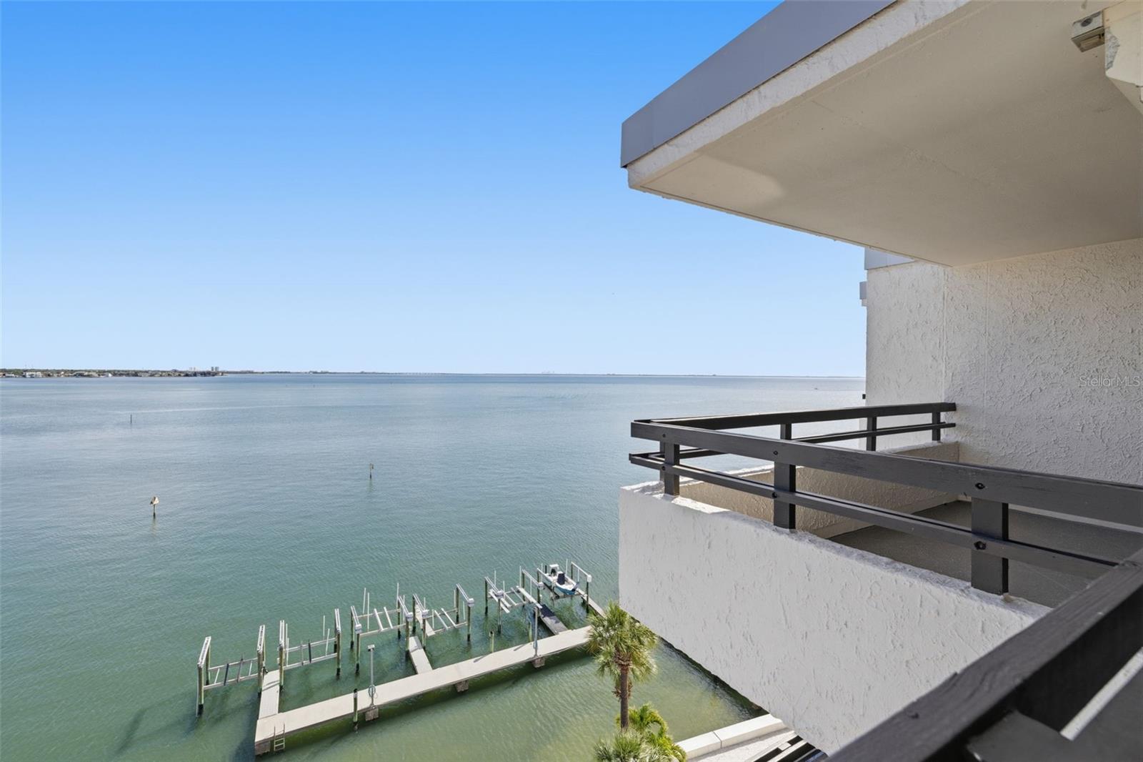 5700 MARINER ST #801E