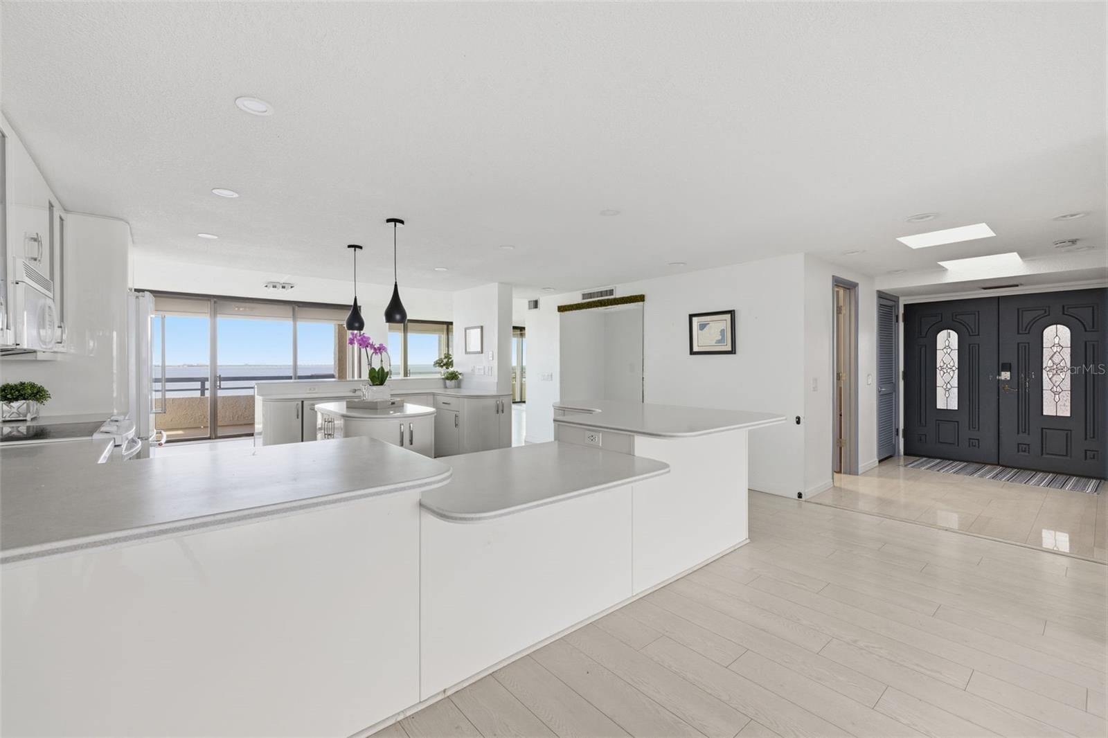 5700 MARINER ST #801E