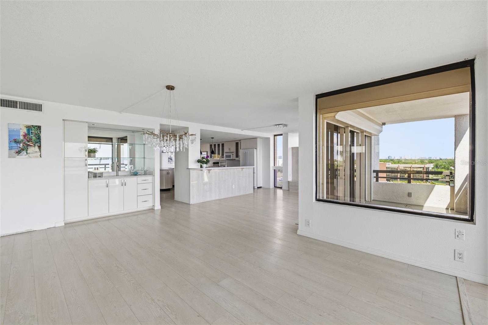 5700 MARINER ST #801E