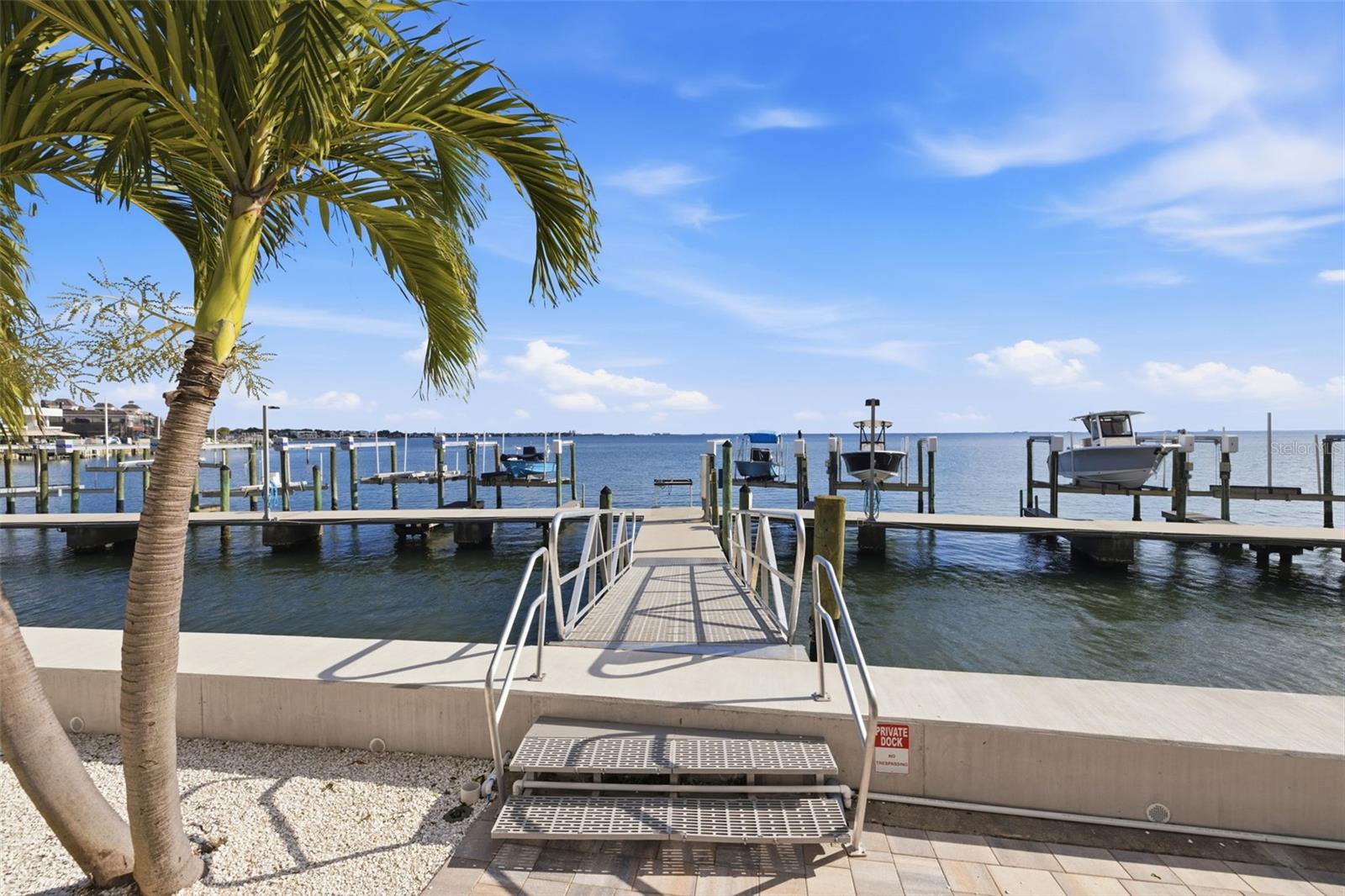 5700 MARINER ST #801E