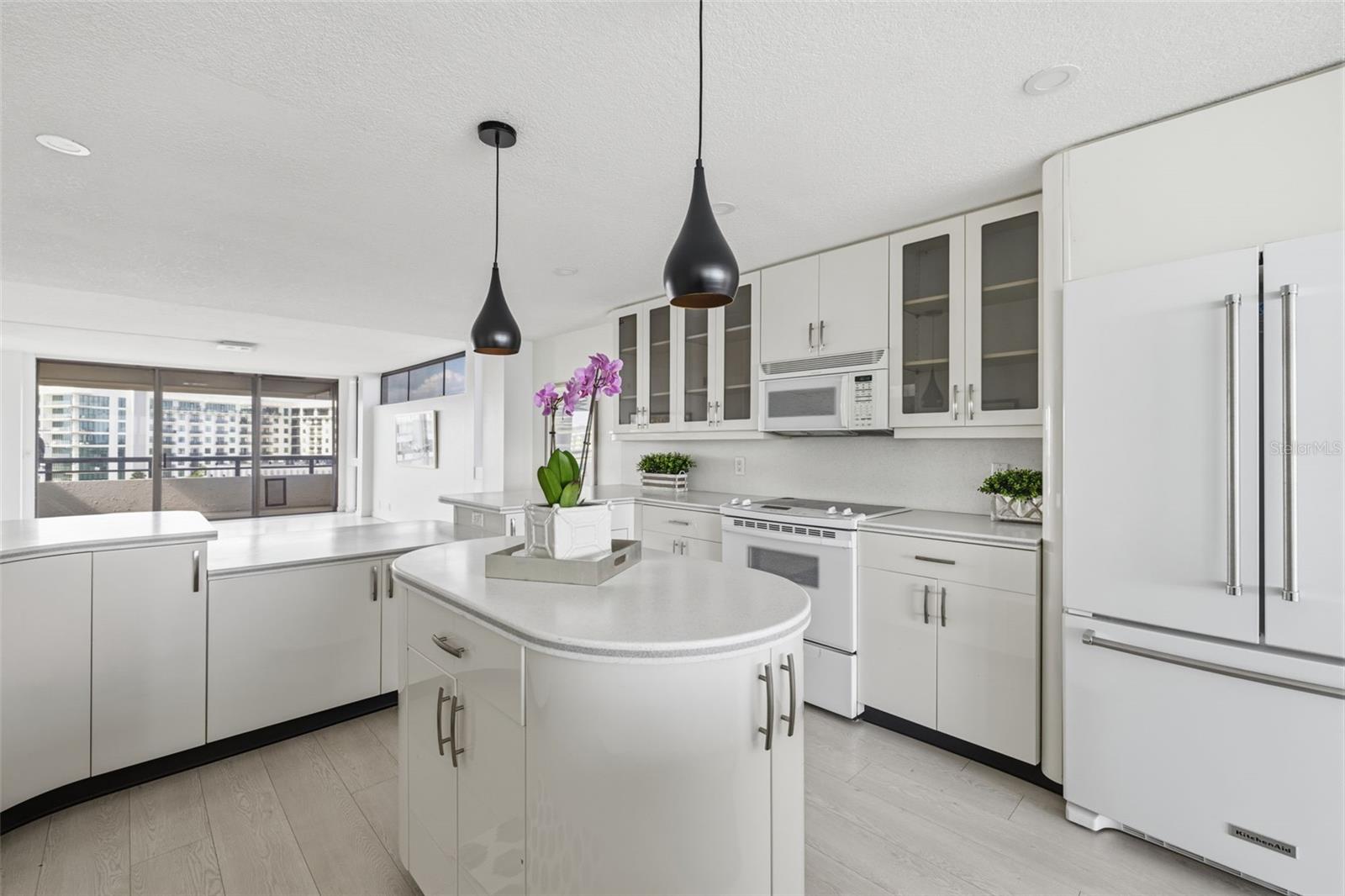 5700 MARINER ST #801E