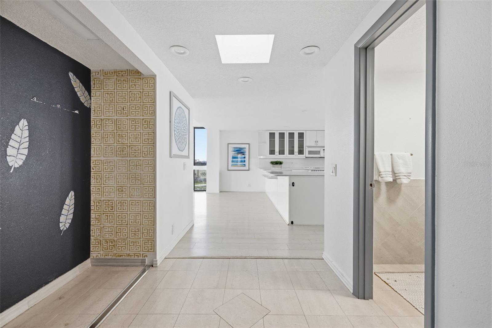 5700 MARINER ST #801E