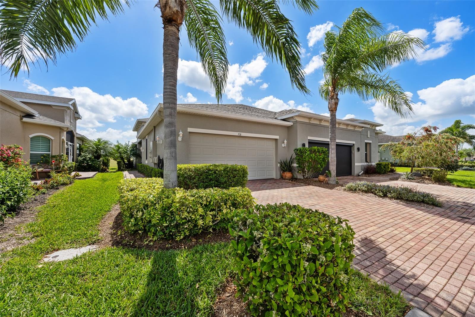 718 CHIPPER DR