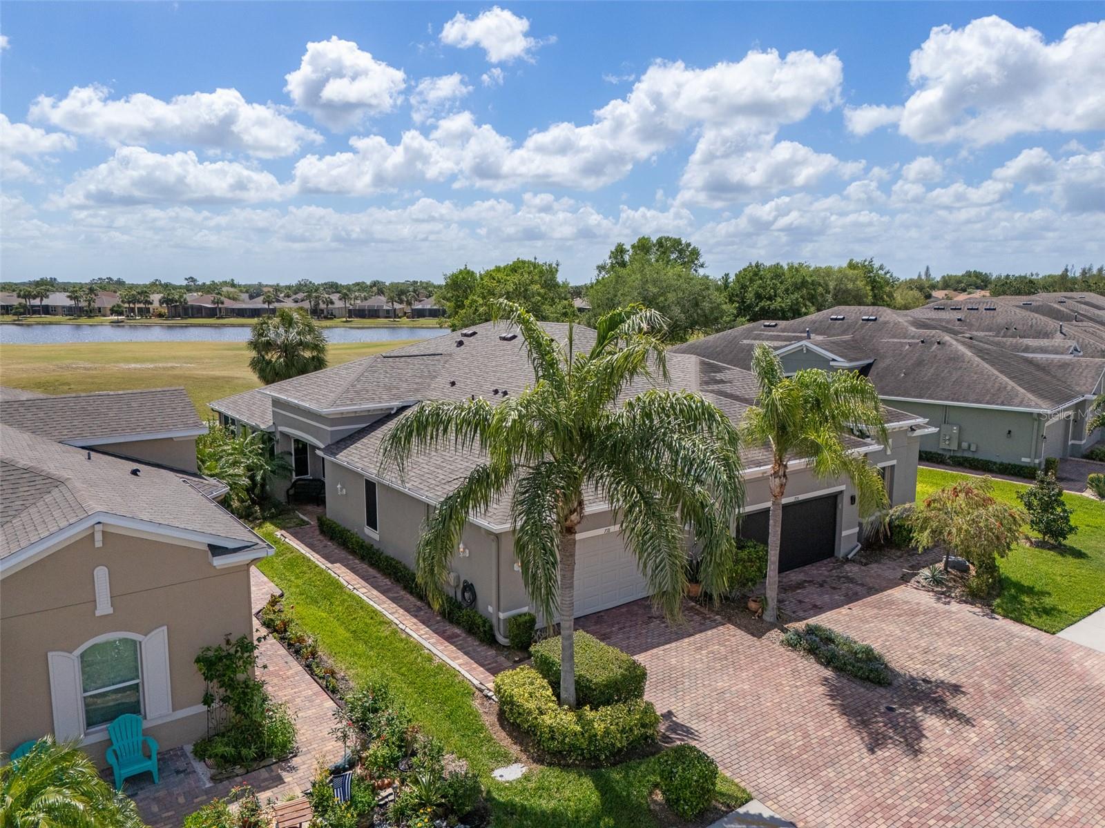 718 CHIPPER DR