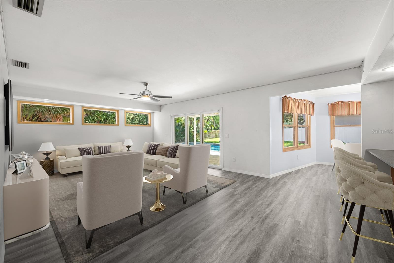 1550 CHATEAU WOOD DR