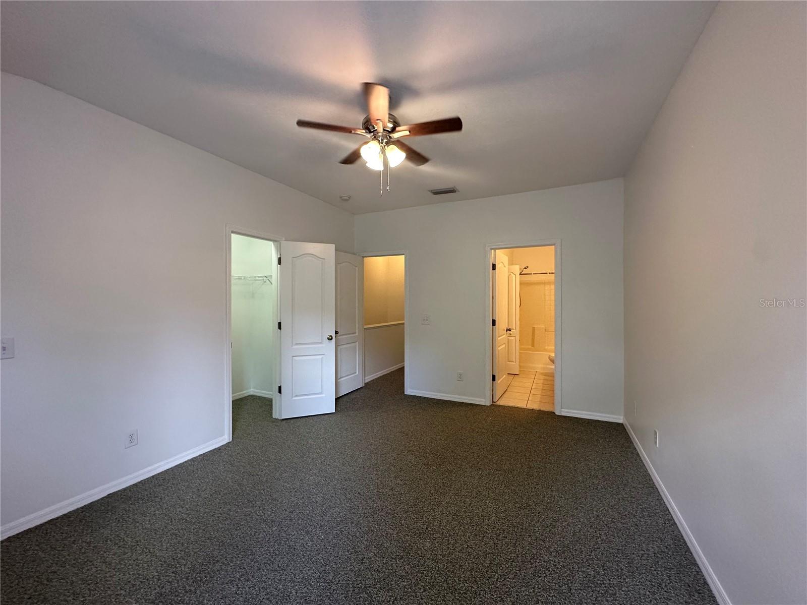 5720 FISHHAWK RIDGE DR