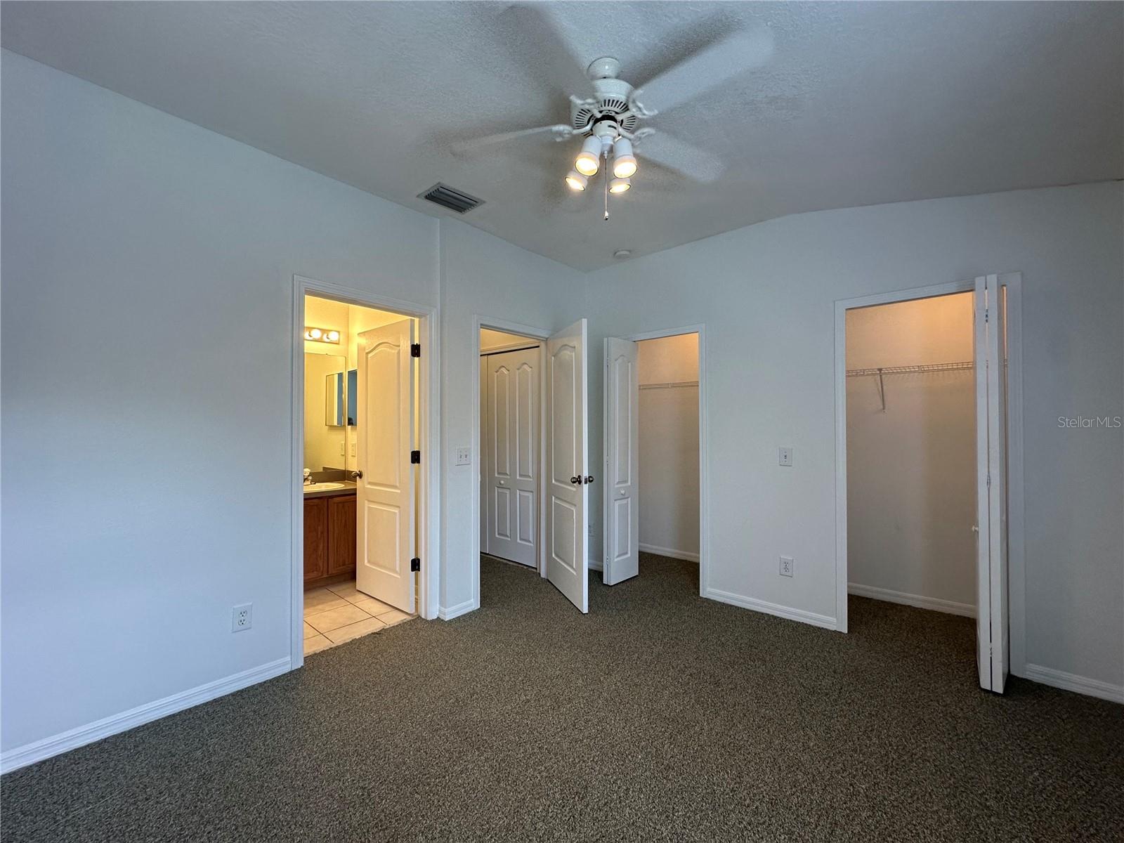 5720 FISHHAWK RIDGE DR