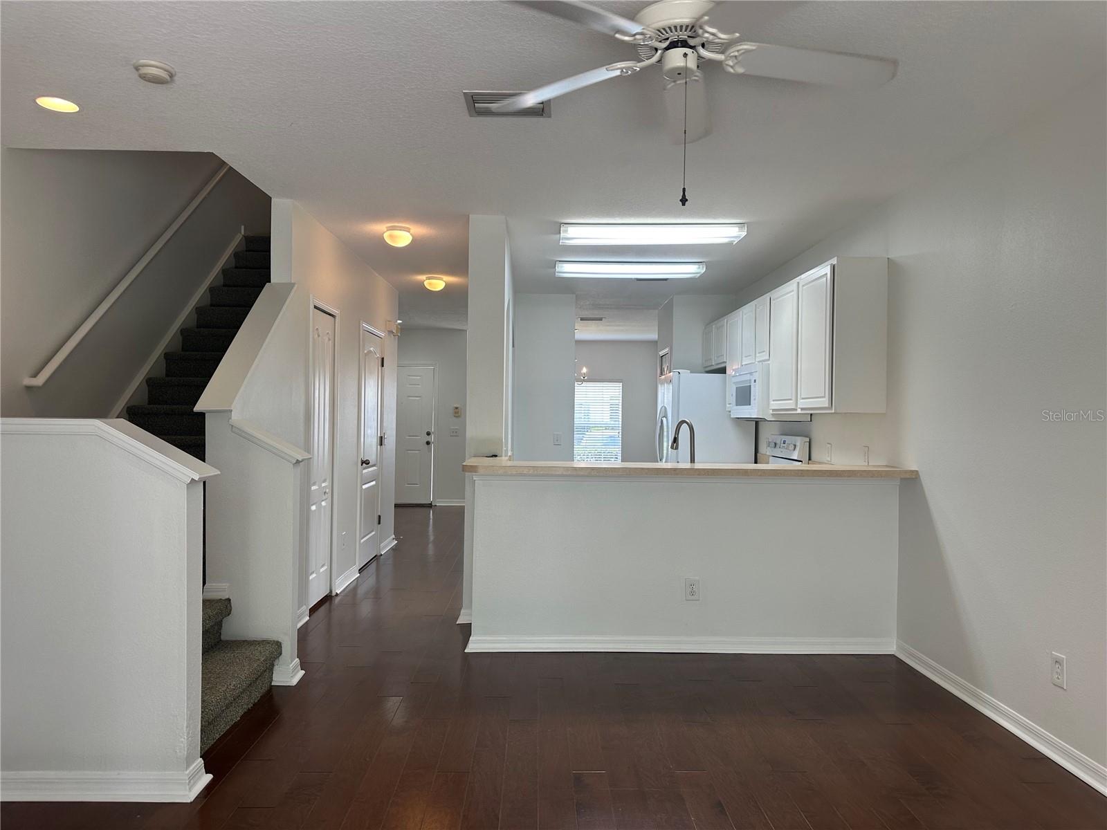 5720 FISHHAWK RIDGE DR