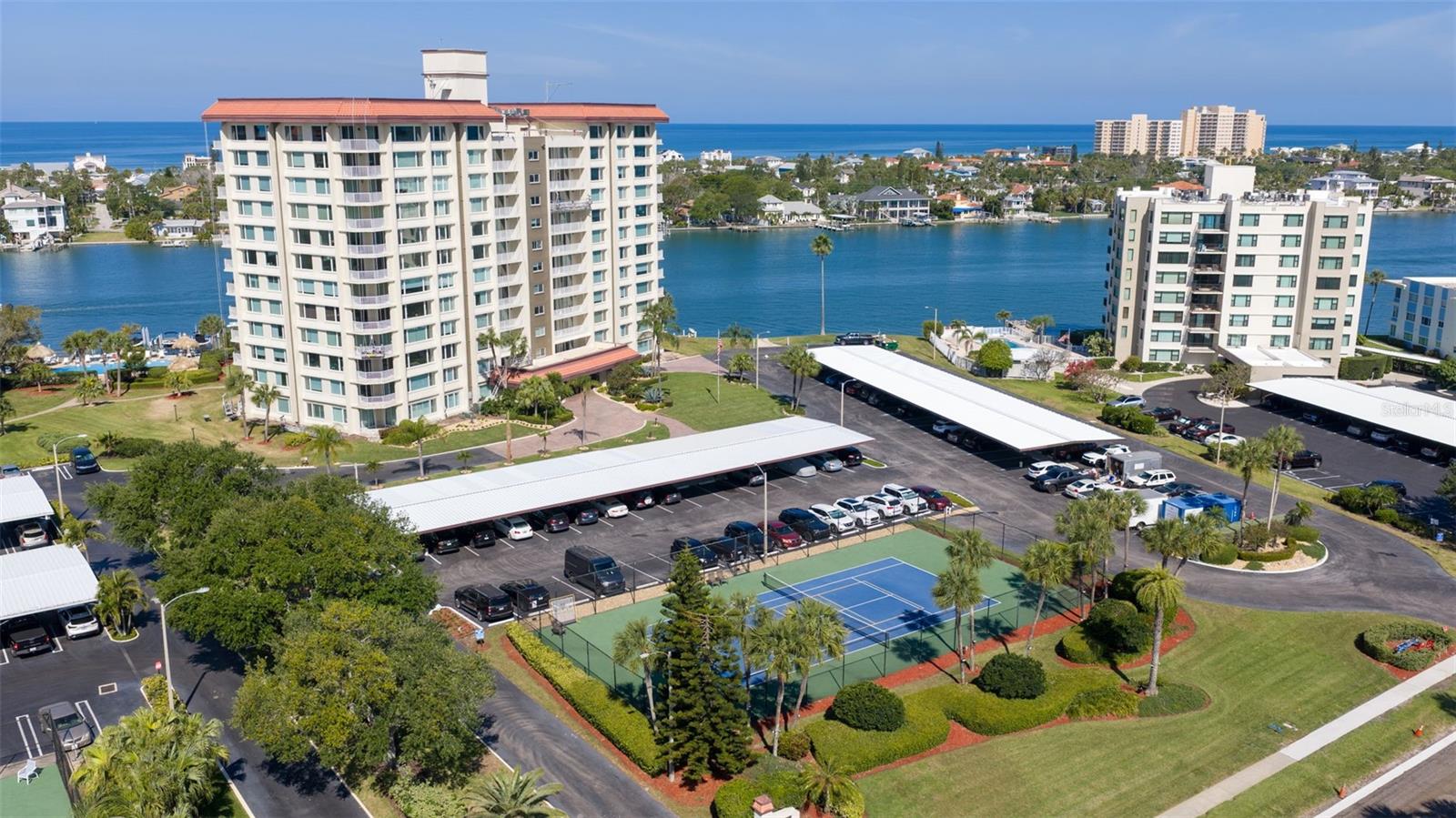 736 ISLAND WAY #504