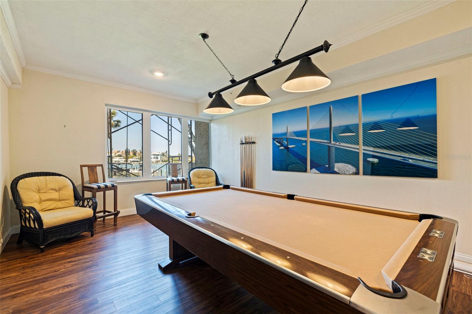 736 ISLAND WAY #504