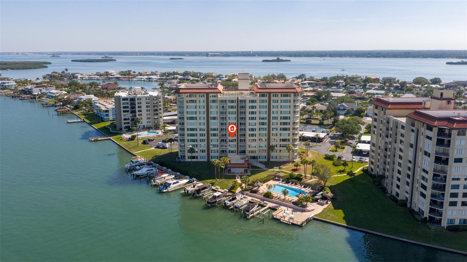 736 ISLAND WAY #504