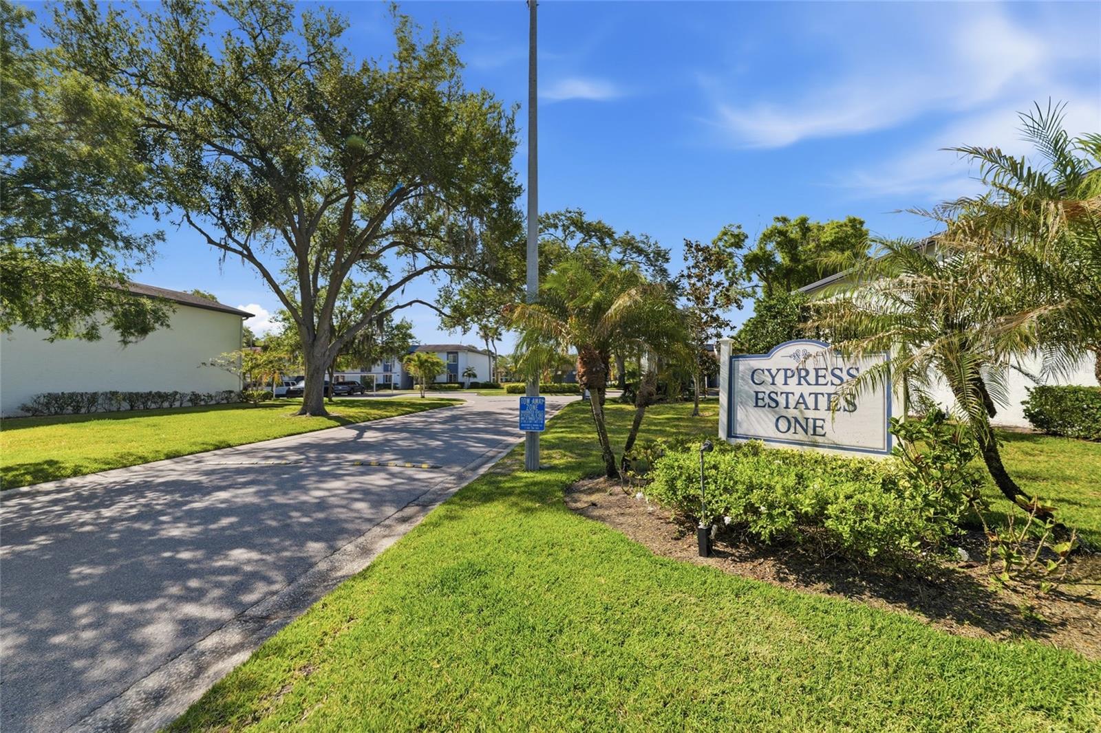 130 CYPRESS LN #130
