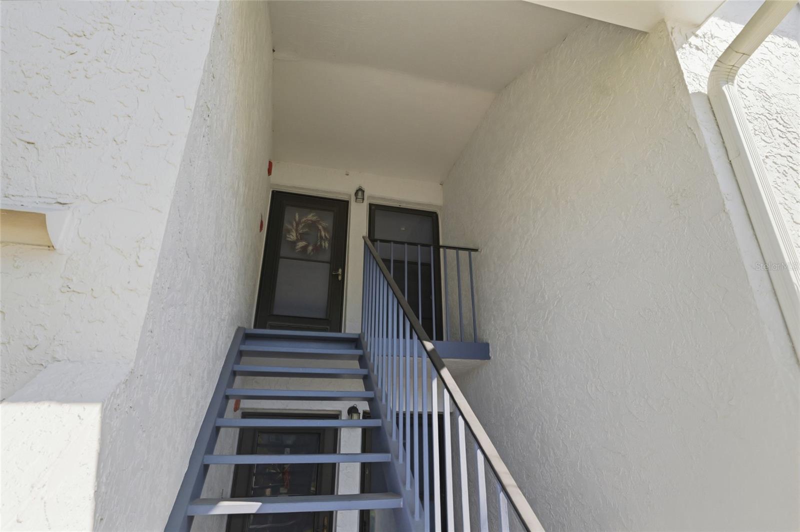 130 CYPRESS LN #130