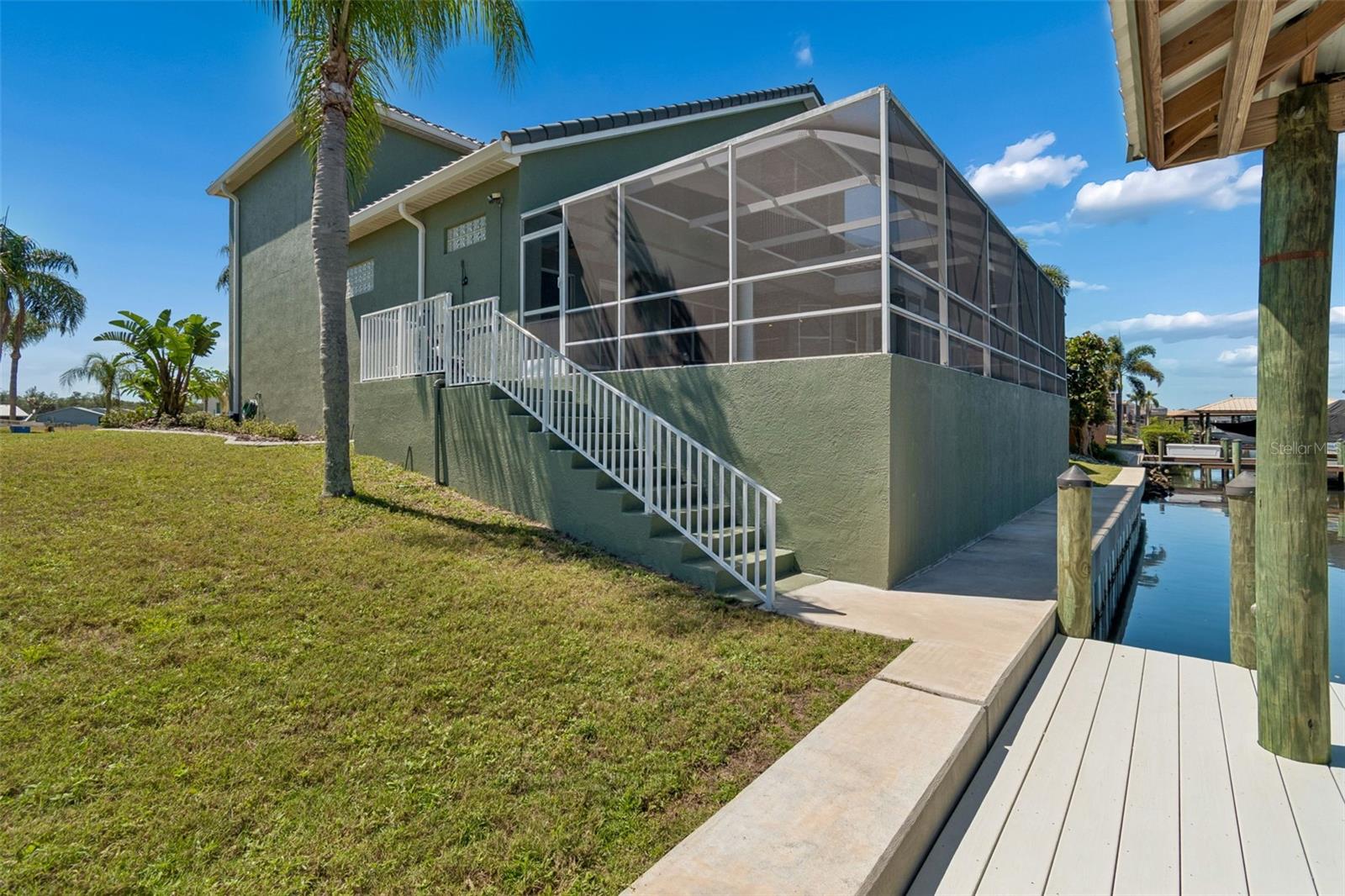 703 BUNKER VIEW DR