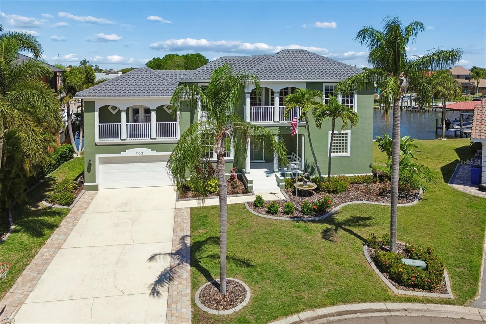 703 BUNKER VIEW DR