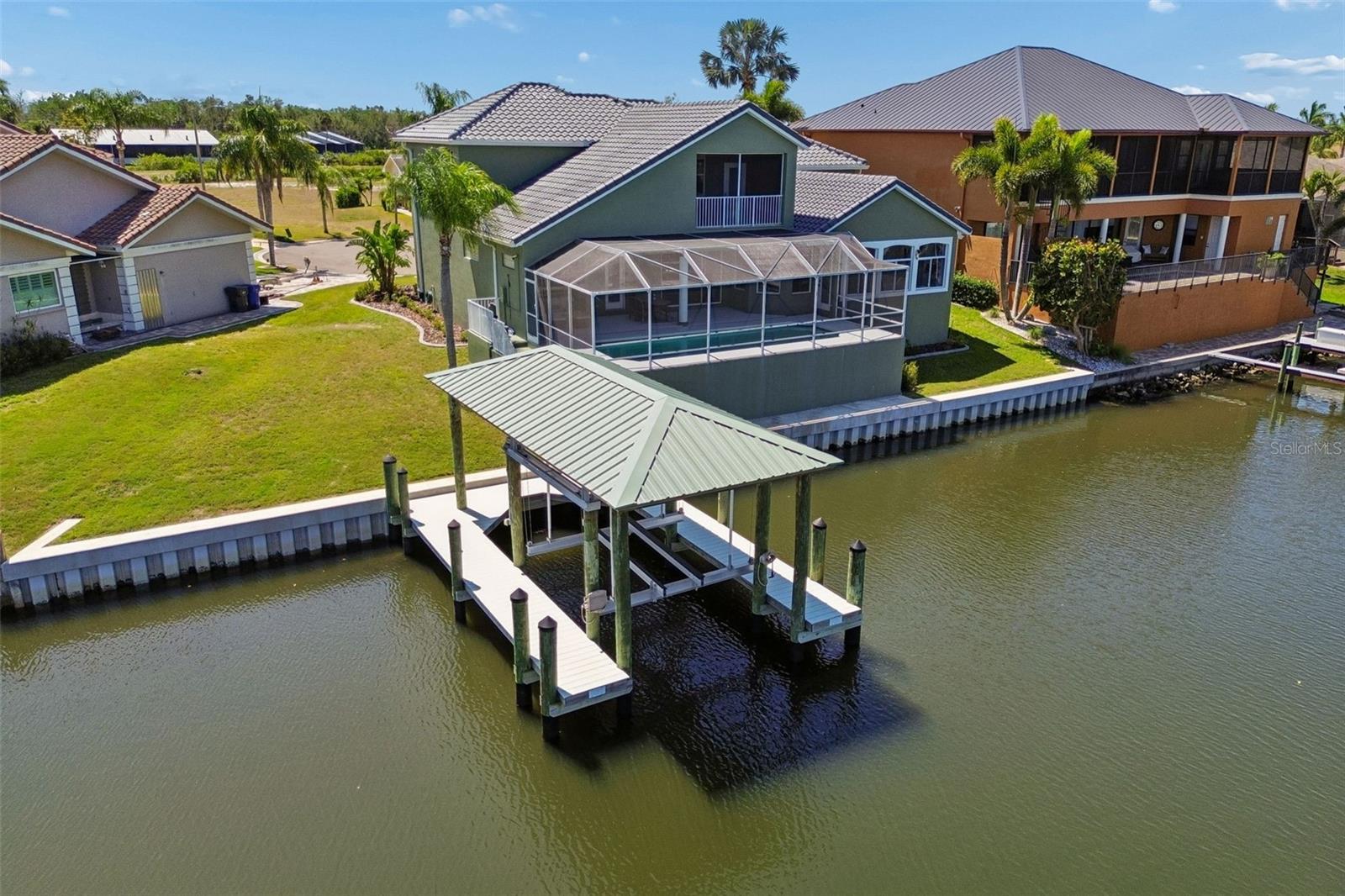 703 BUNKER VIEW DR