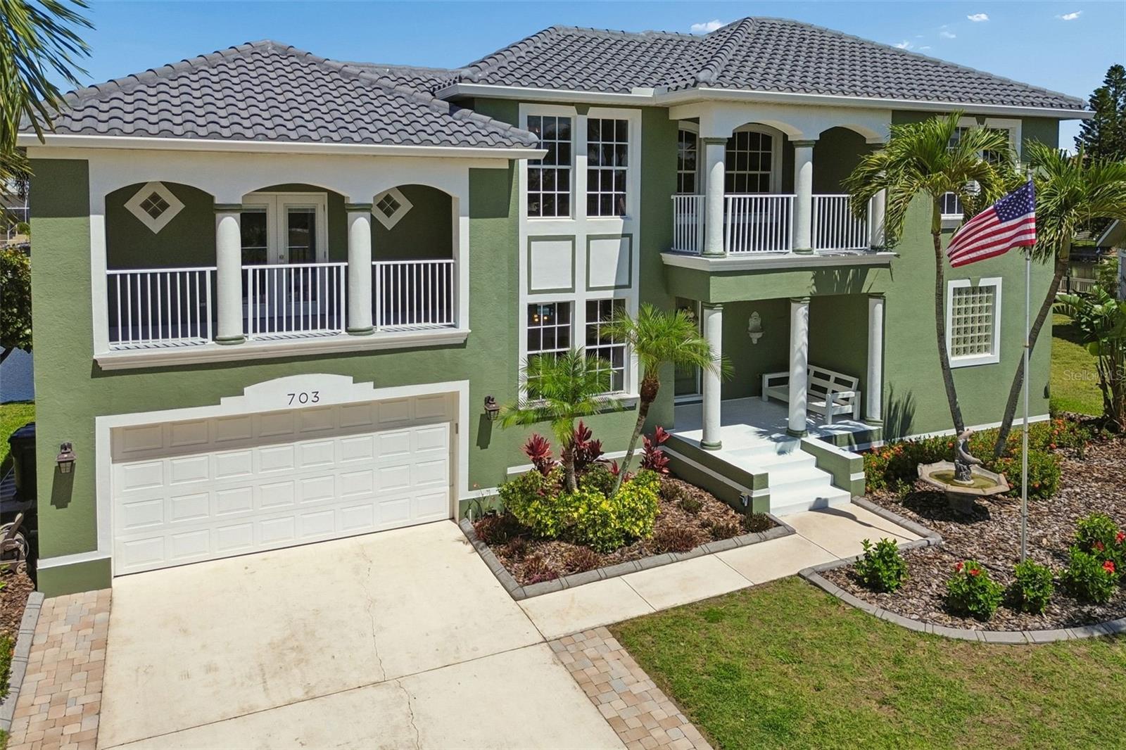 703 BUNKER VIEW DR