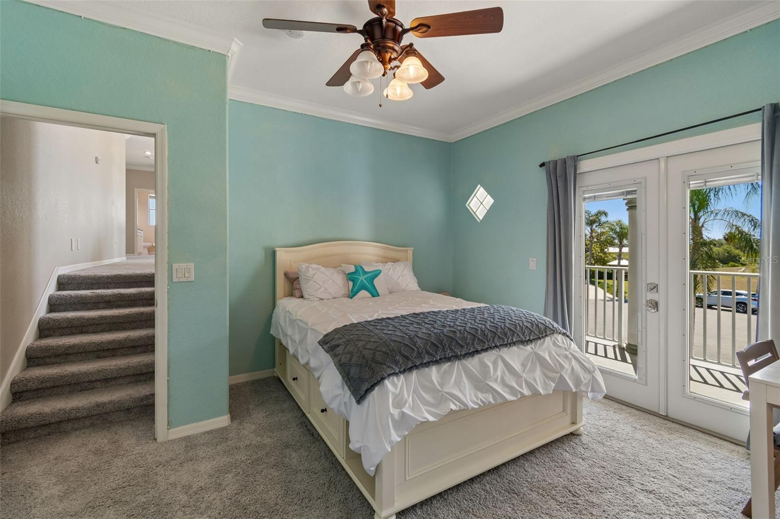 703 BUNKER VIEW DR