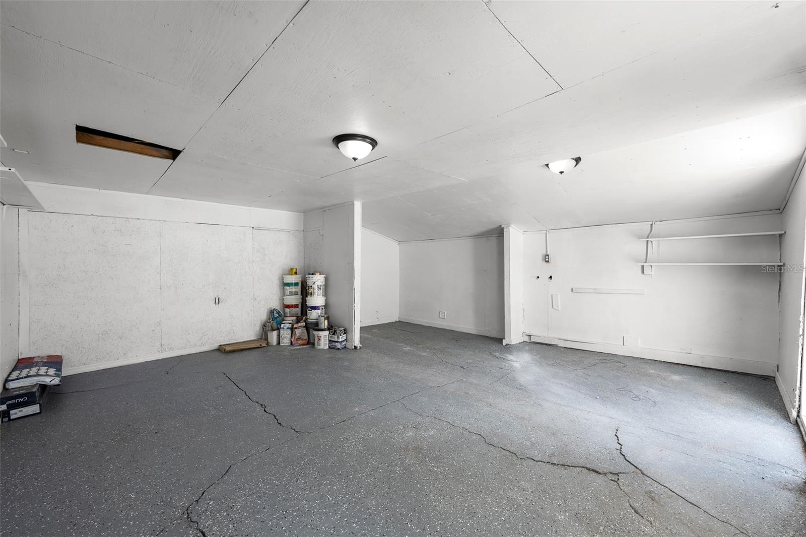 206 E NORTH ST