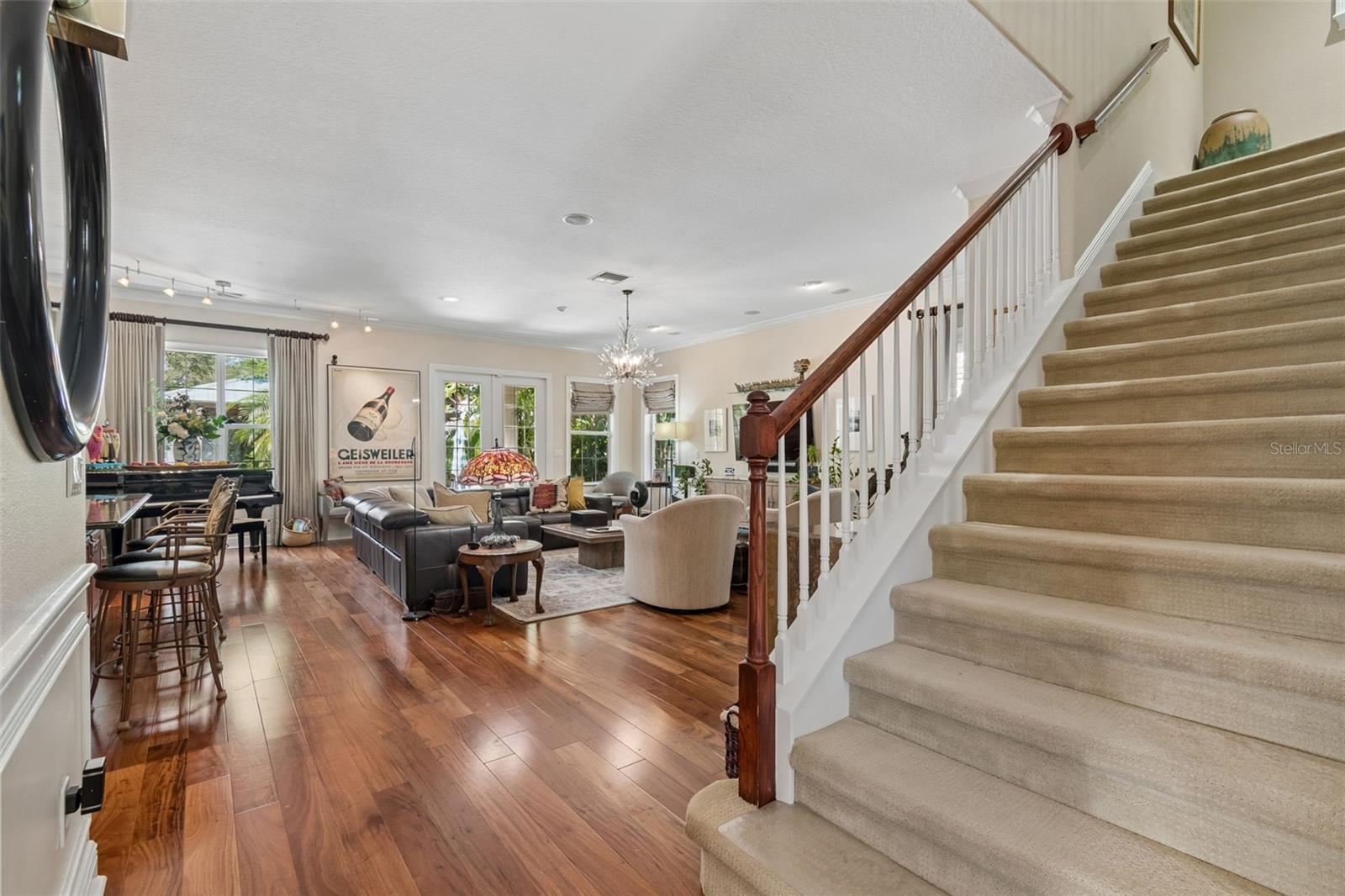 3213 W WYOMING AVE
