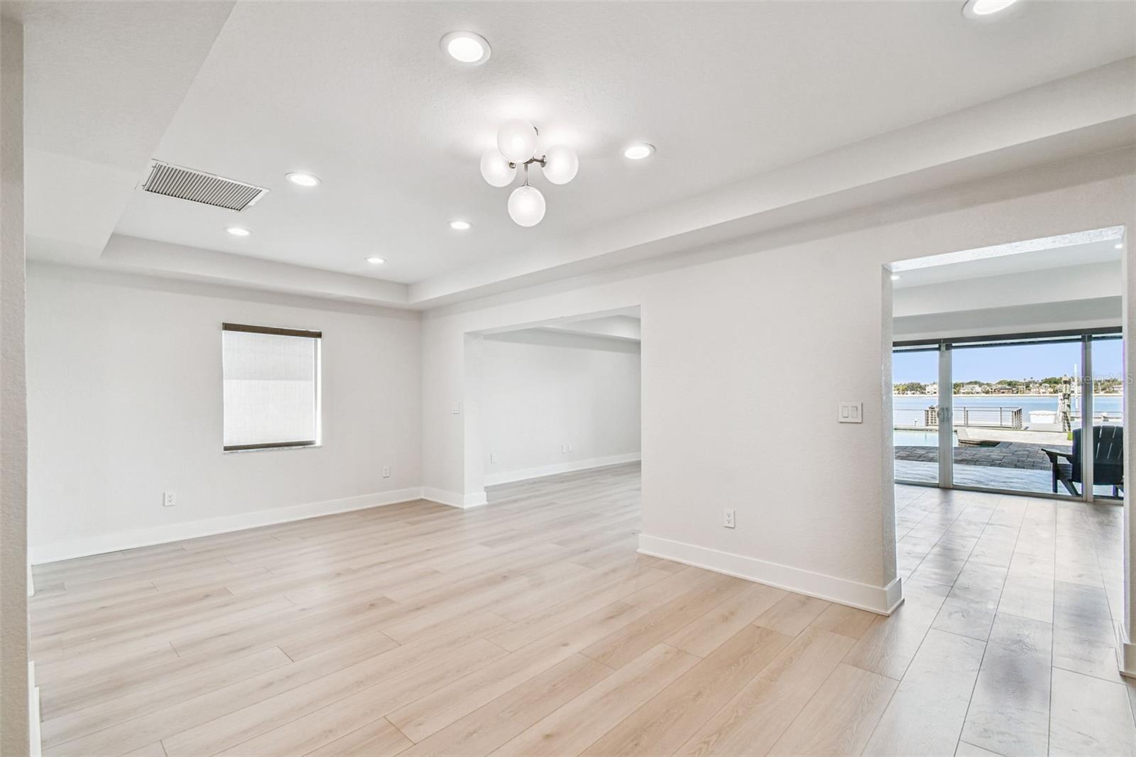 24 ADALIA AVE