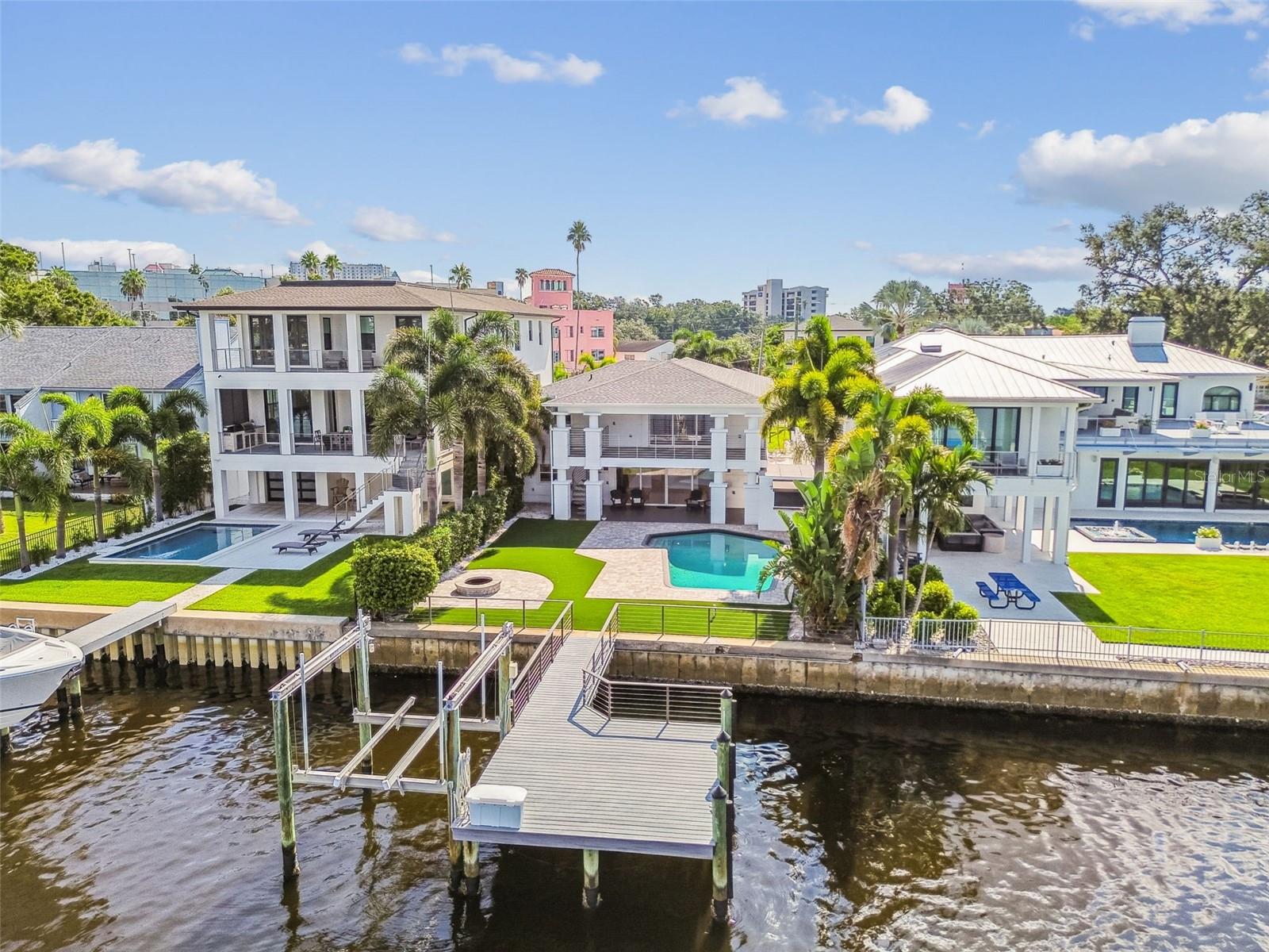 24 ADALIA AVE