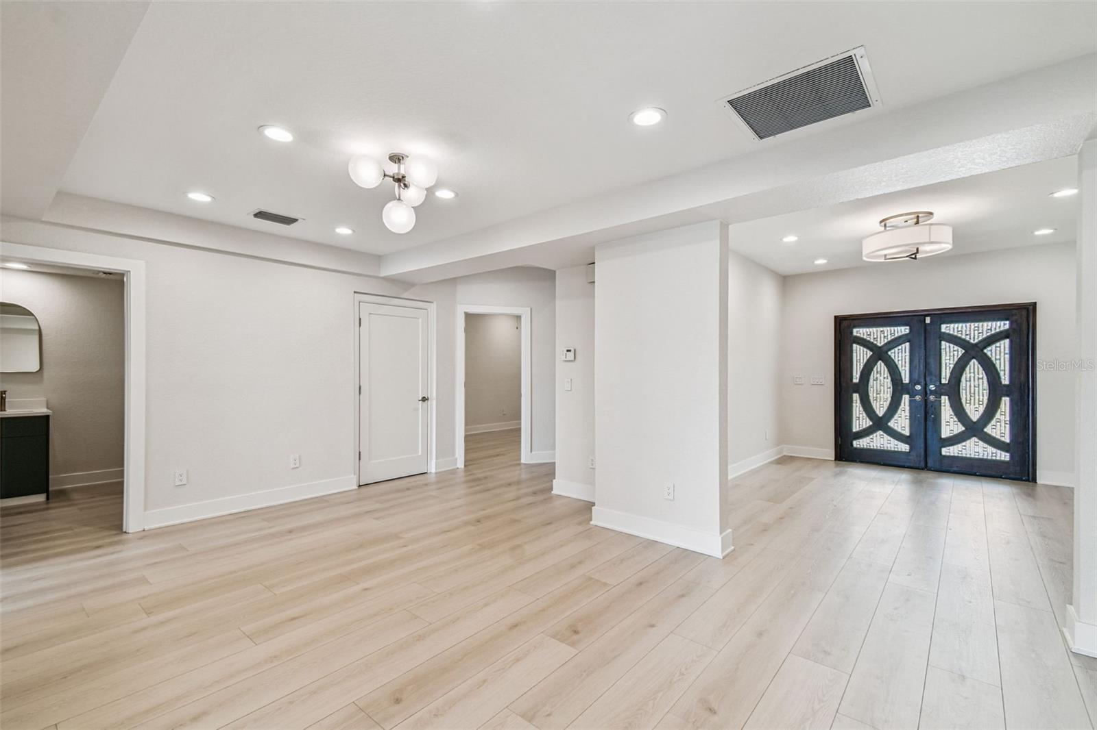 24 ADALIA AVE
