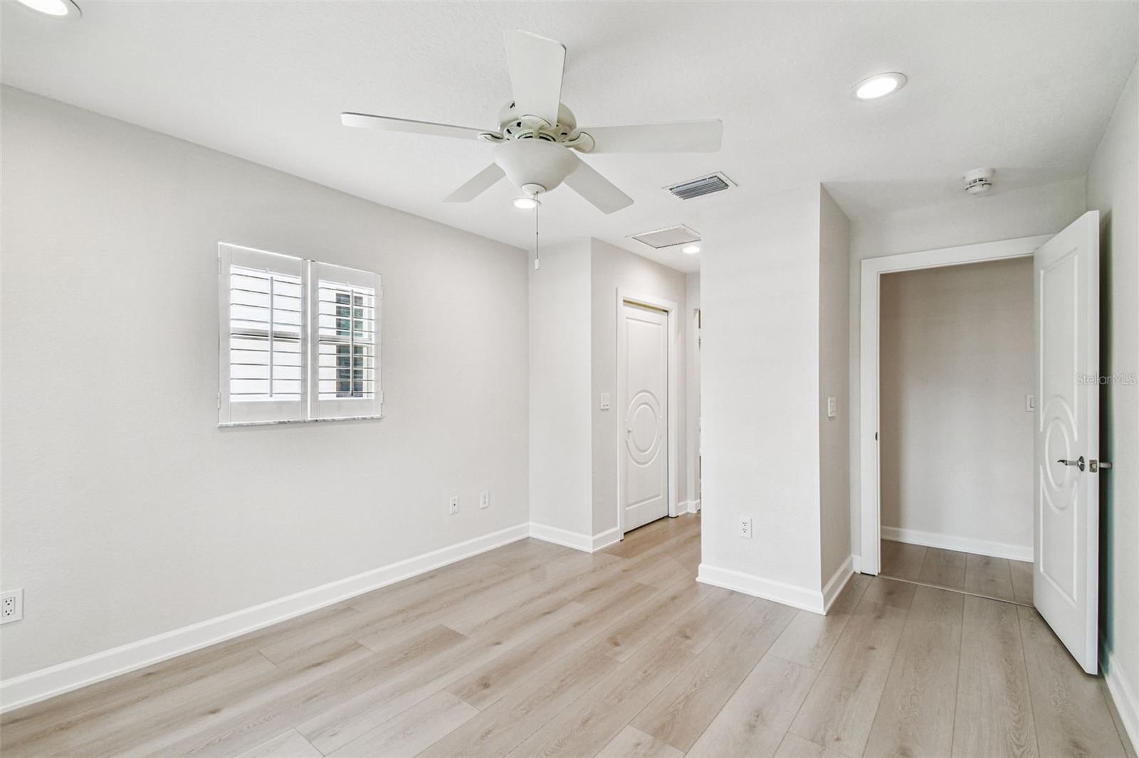24 ADALIA AVE