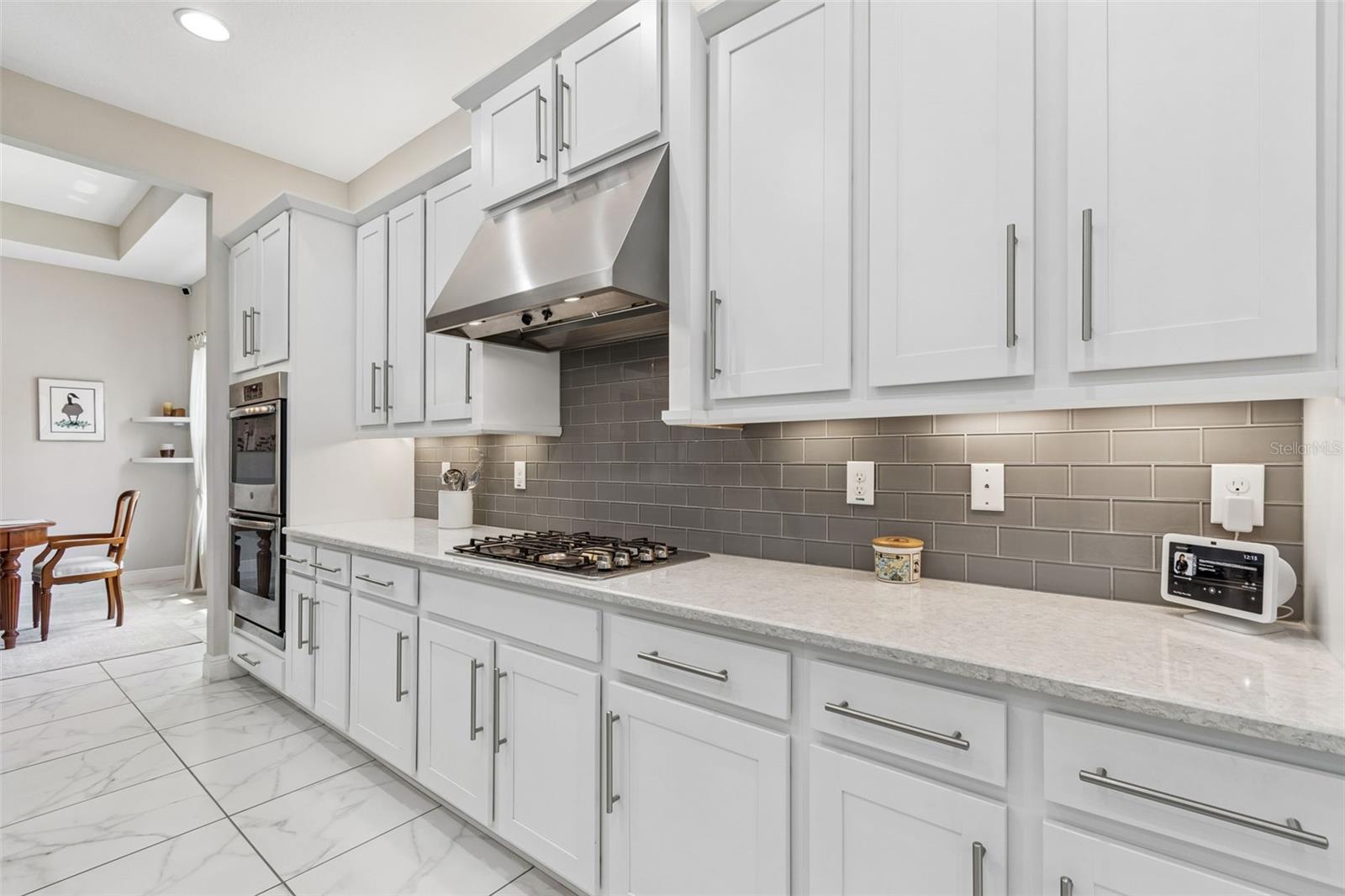 2213 HOLLOW FOREST CT