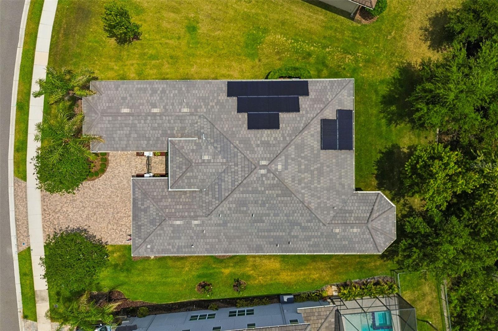 2213 HOLLOW FOREST CT