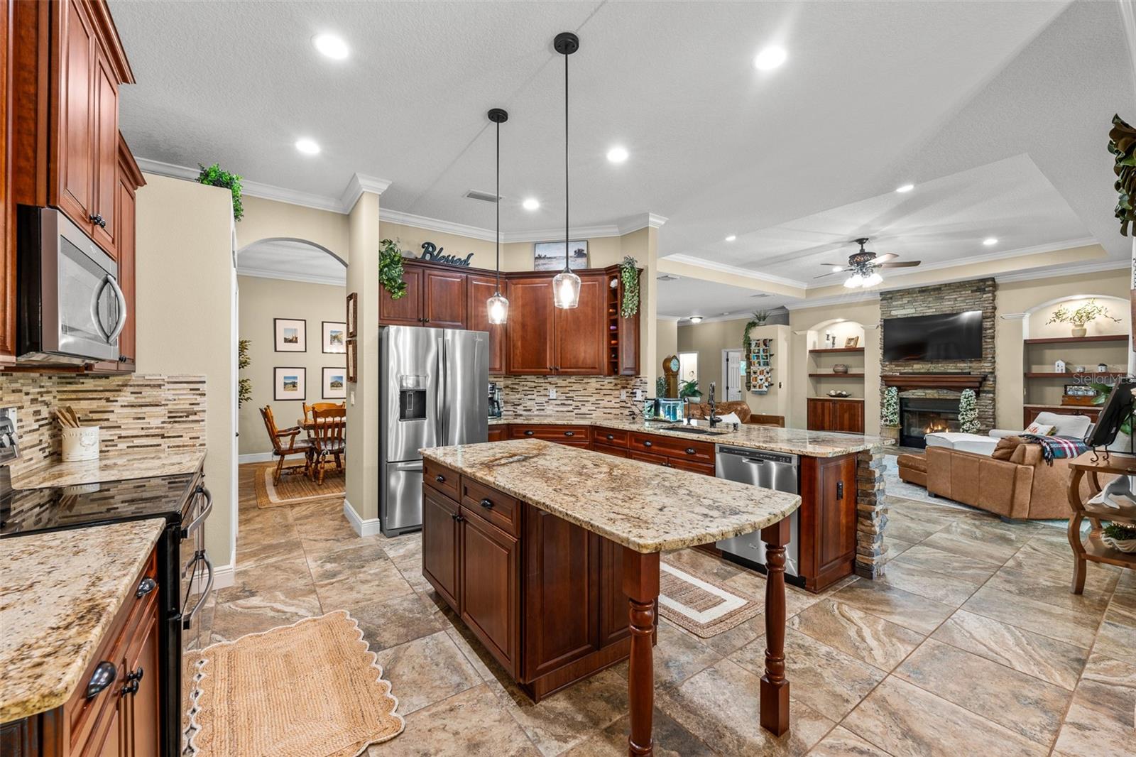 8224 SPRING FOREST LN