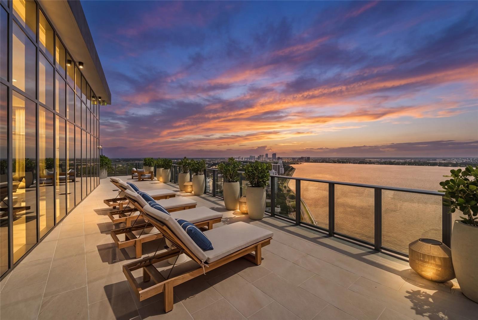 3015 S YSABELLA AVE #2102