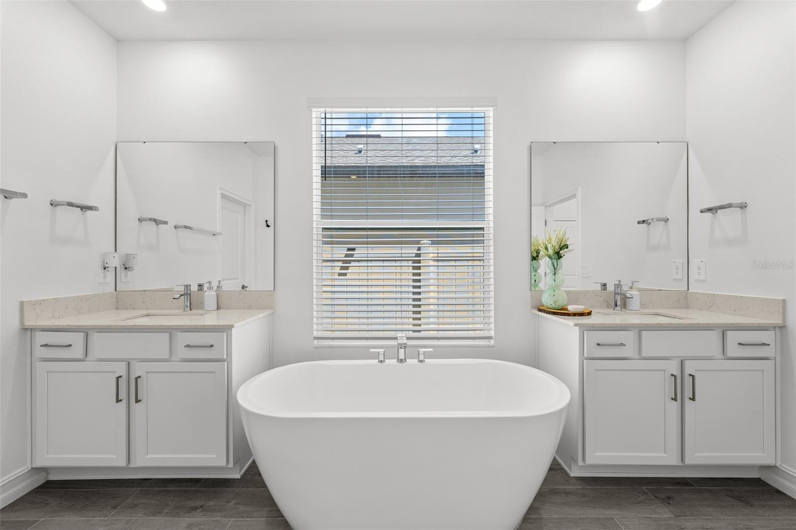 18242 SERENE LAKE LOOP