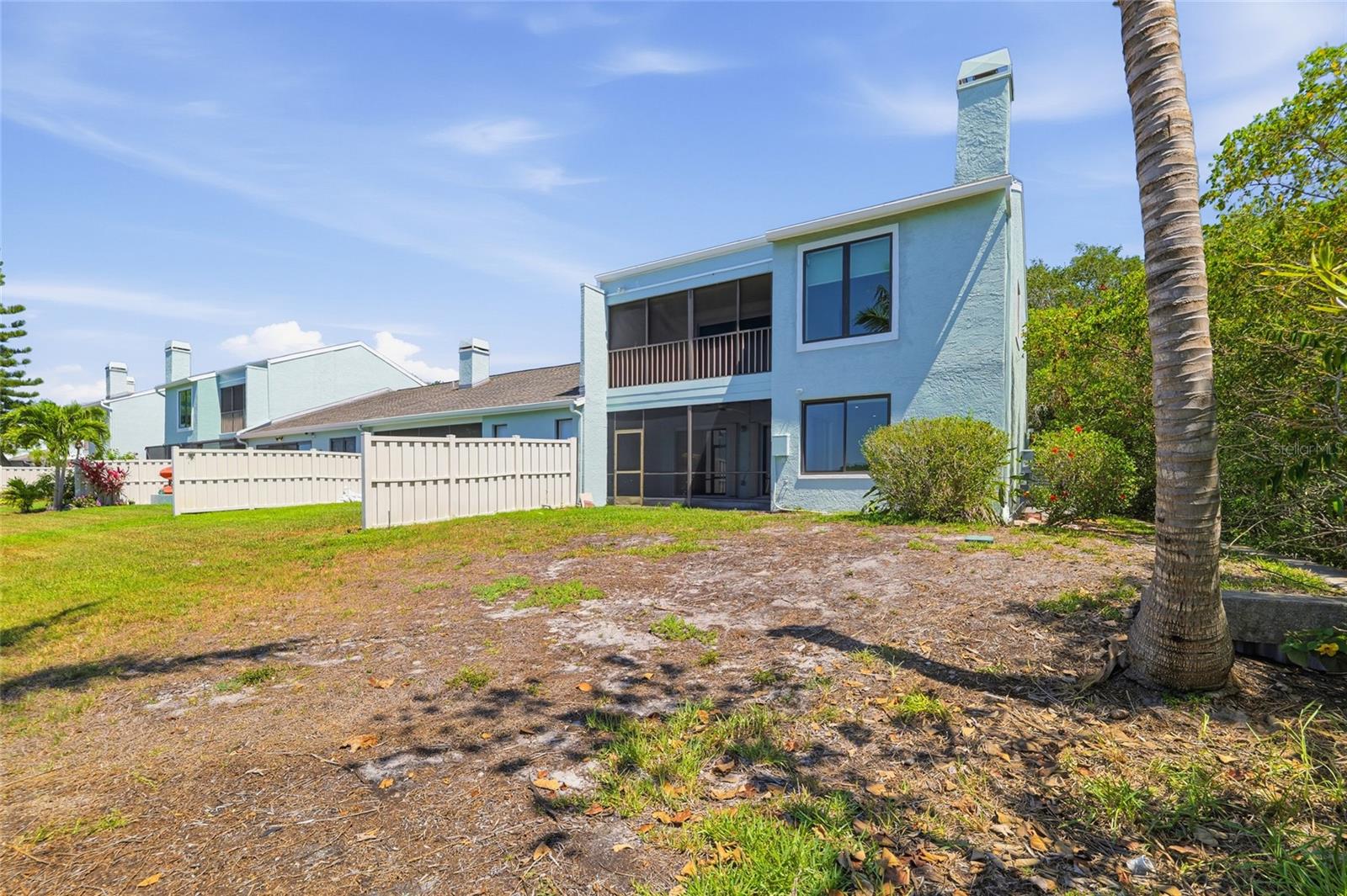 1070 SANABEL CT NE