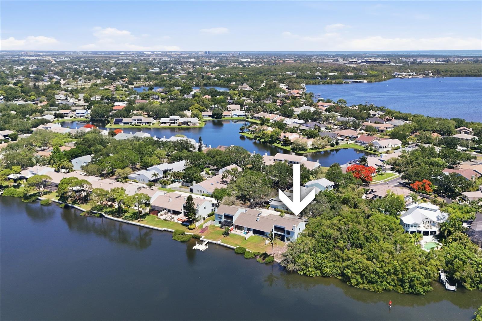 1070 SANABEL CT NE