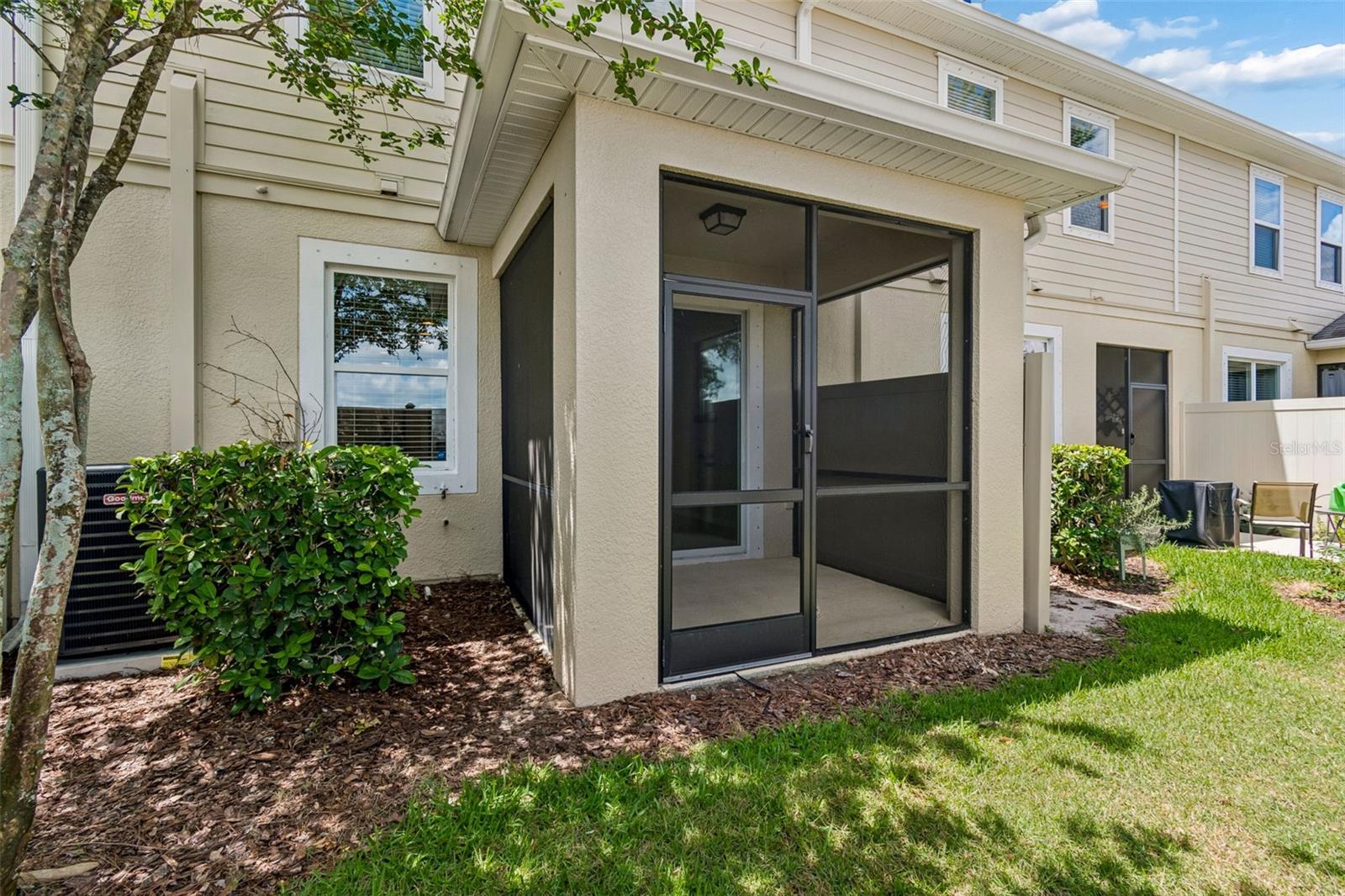 18843 ULMUS ST