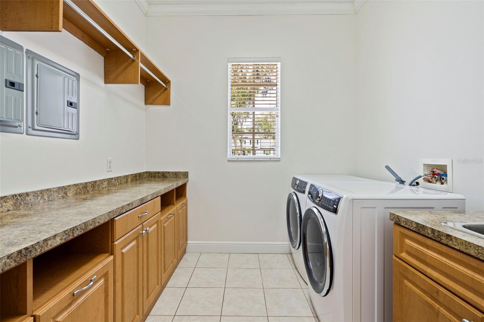 3502 SAM ALLEN OAKS CIR