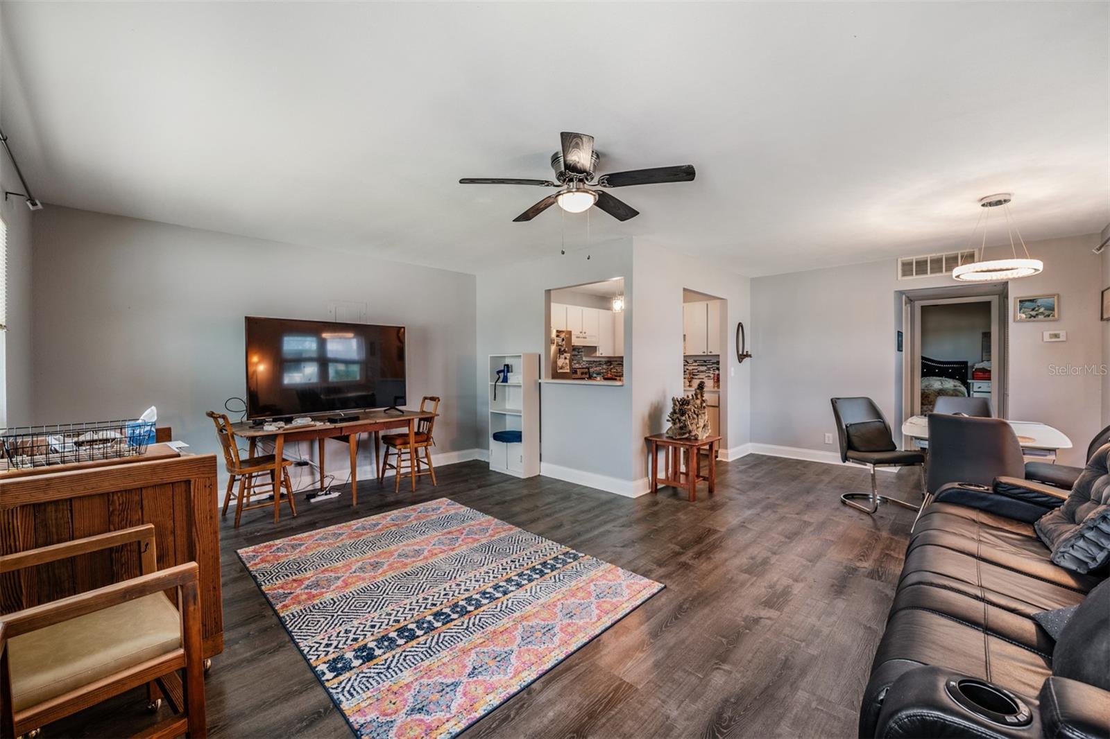 302 ANDOVER PL S #167