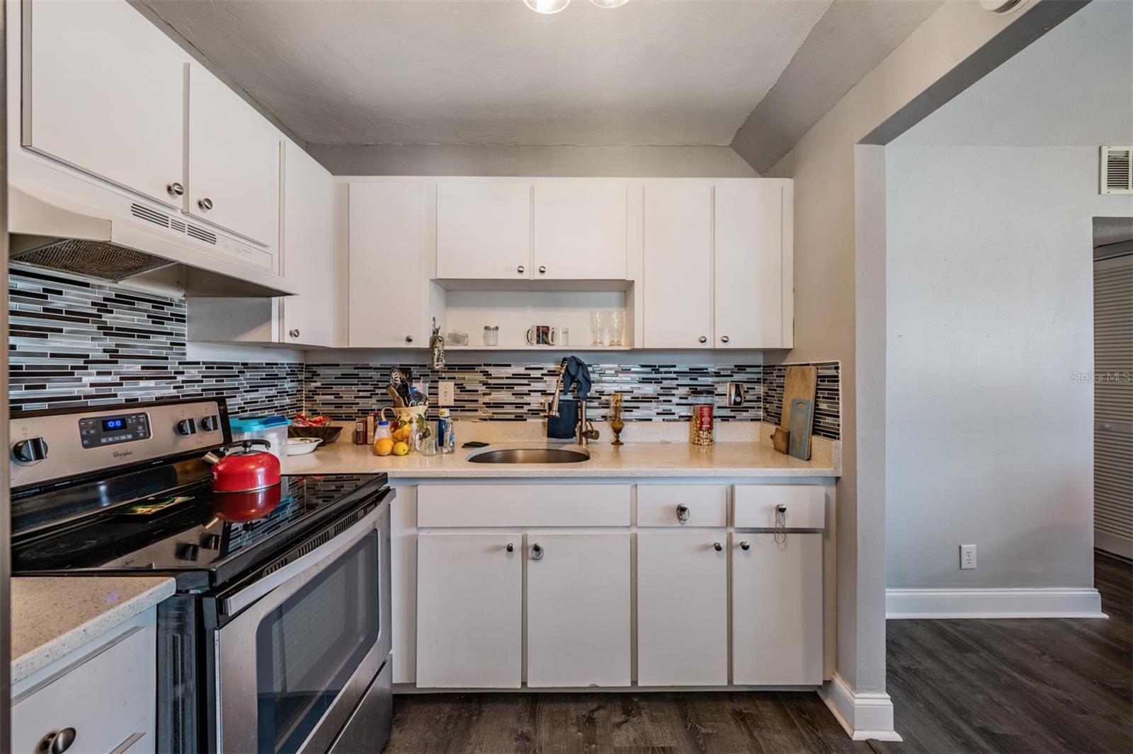 302 ANDOVER PL S #167