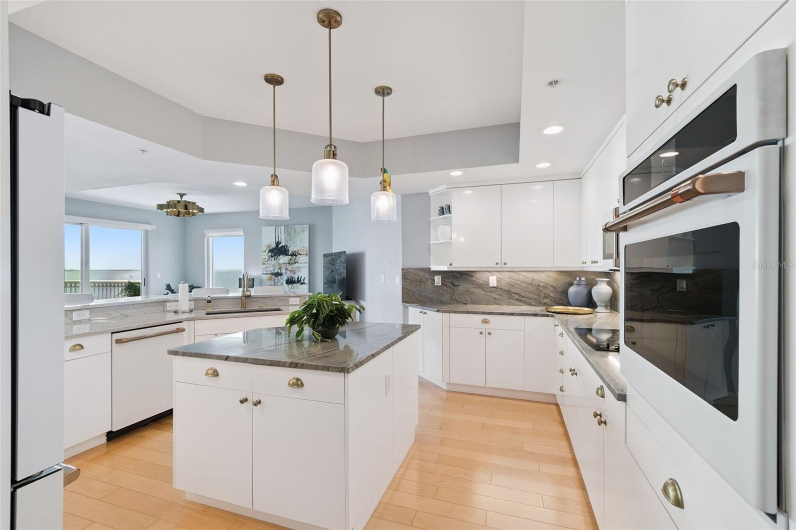3507 BAYSHORE BLVD #701