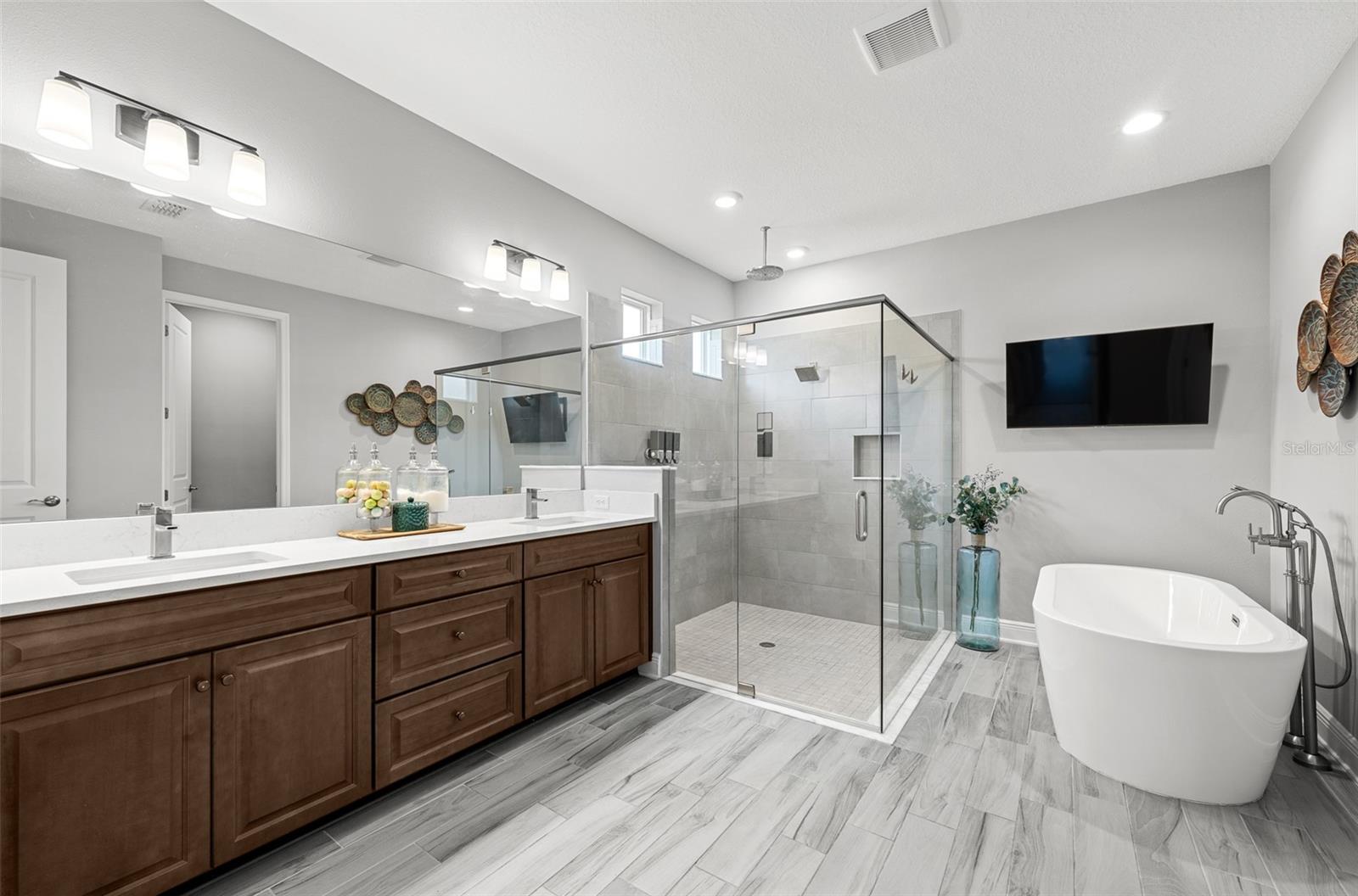 33164 KATELAND DR
