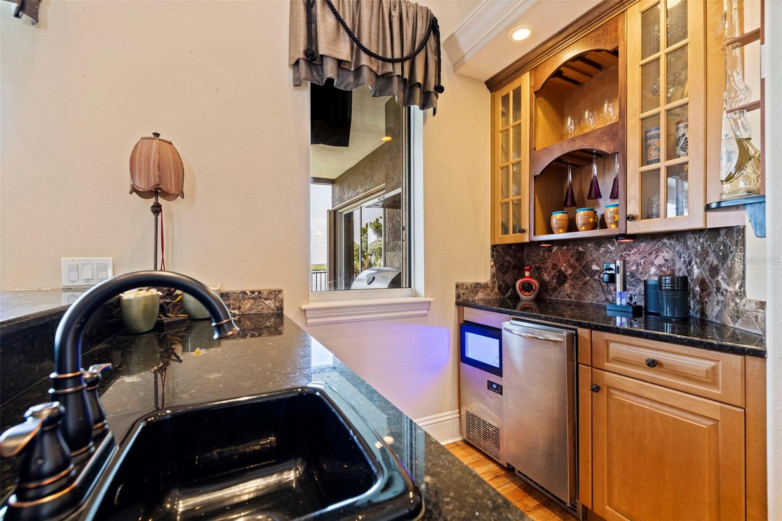 4631 HARBORPOINTE DR