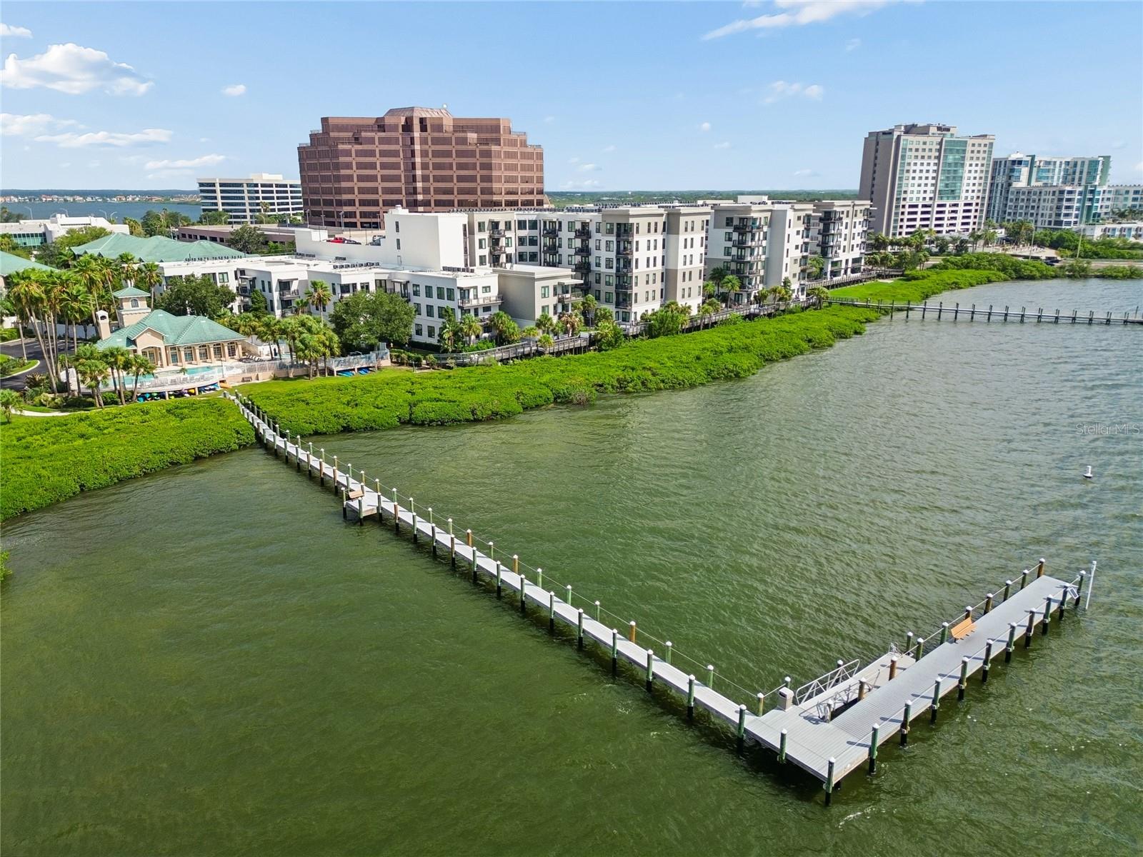 5211 BAY CLUB CIR