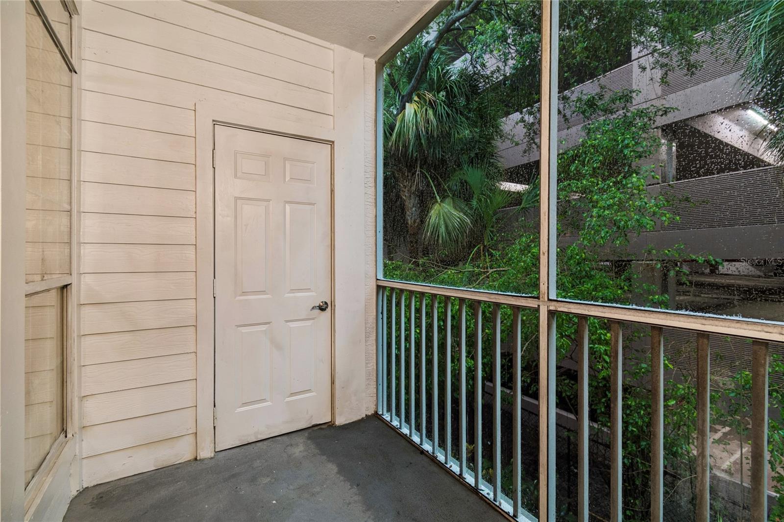 5211 BAY CLUB CIR
