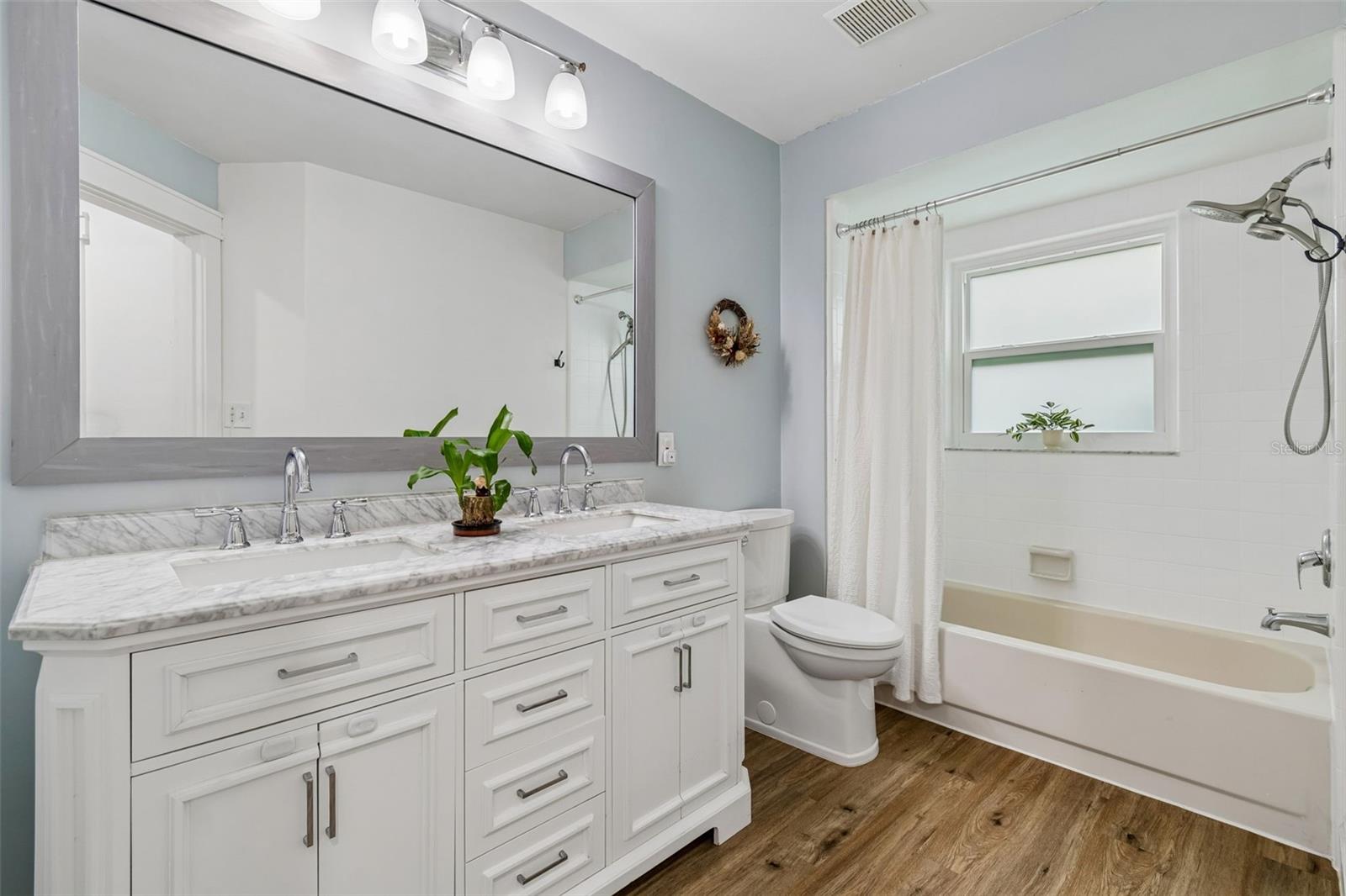 3607 LITHIA RIDGE BLVD